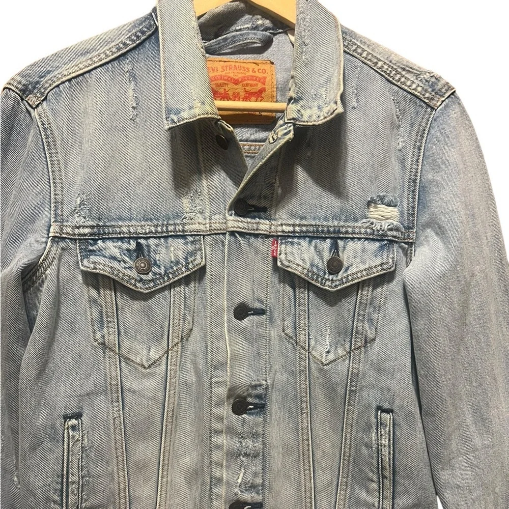 LEVI'S Strauss Men's Blue‎ Denim Trucker Distressed Jean Jacket Size Men's small